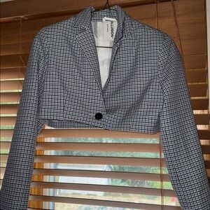 Cropped Blazer